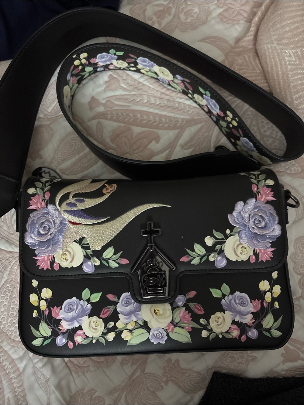 Zero NMBC loungefly Black Floral Embroidered Crossbody Bag